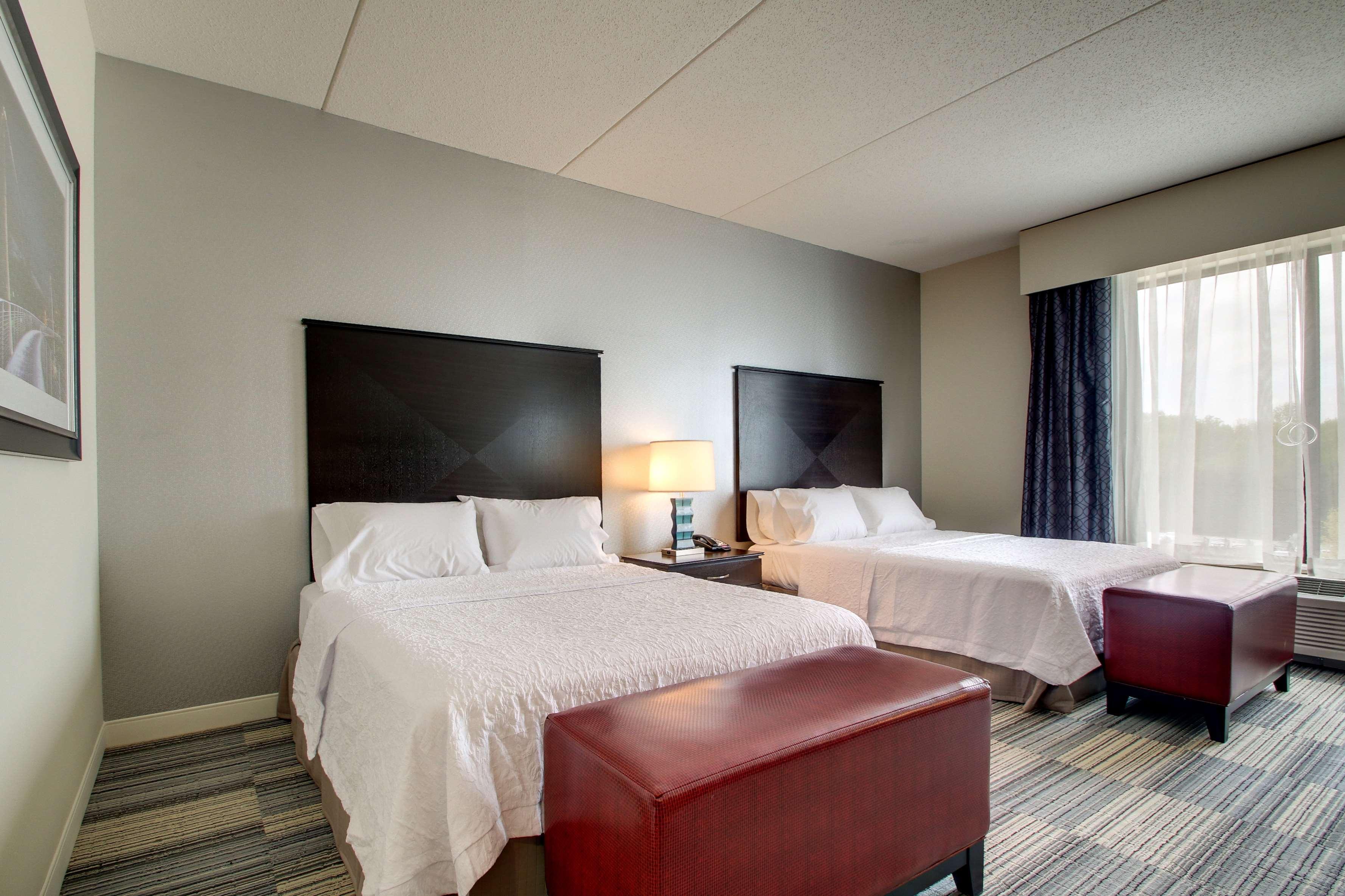 Hampton Inn & Suites Greenville Airport Exteriör bild