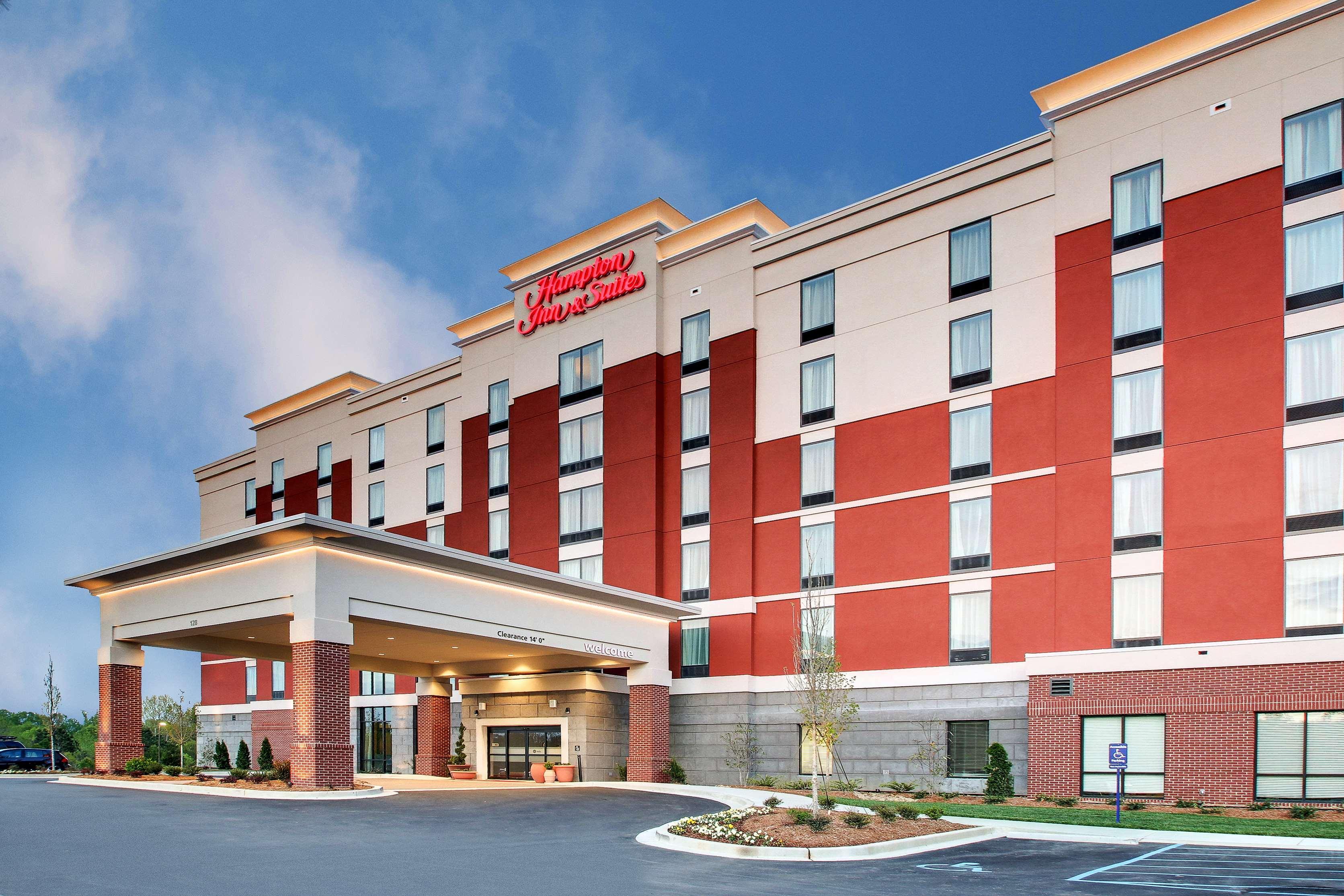 Hampton Inn & Suites Greenville Airport Exteriör bild