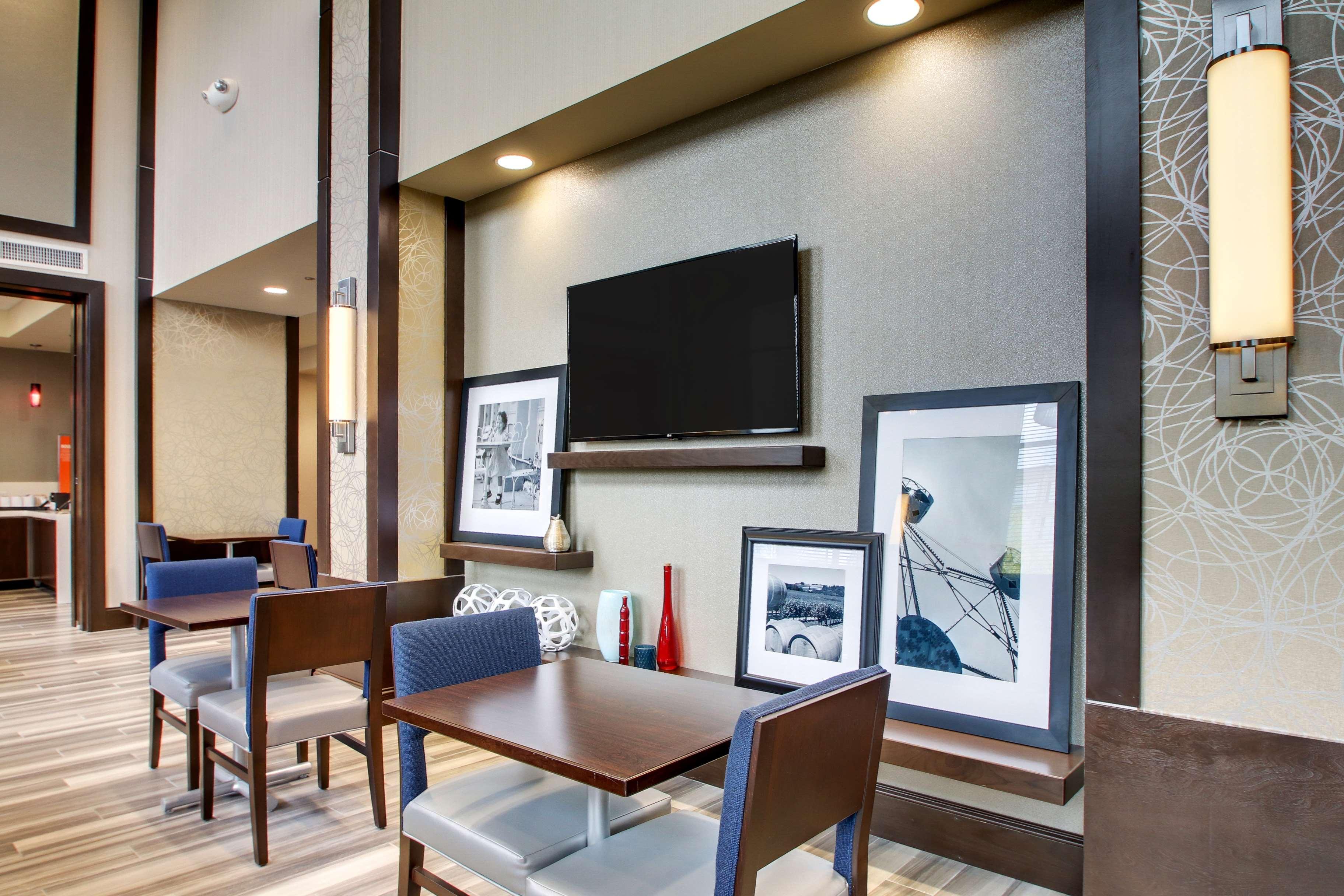 Hampton Inn & Suites Greenville Airport Exteriör bild