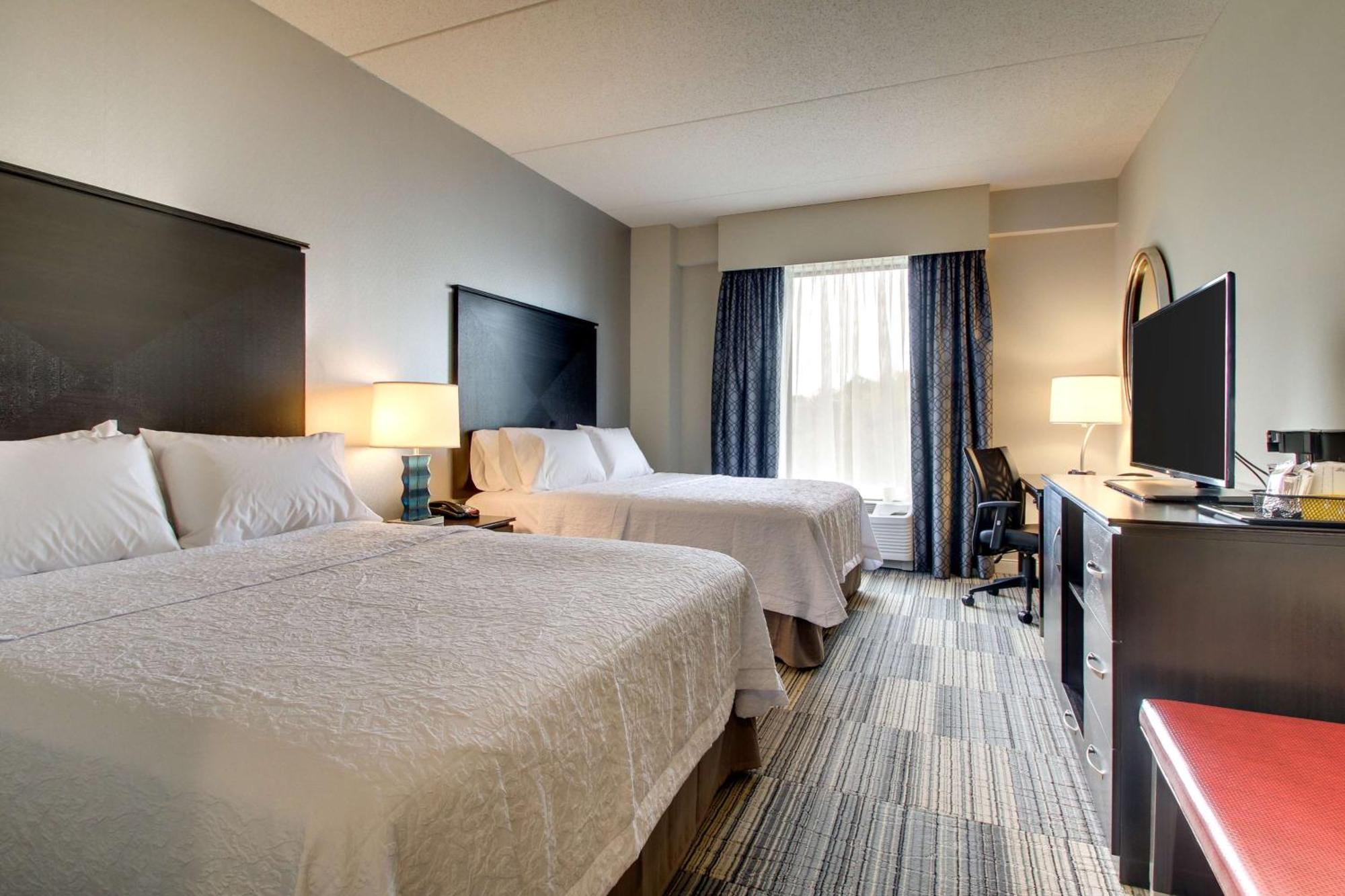 Hampton Inn & Suites Greenville Airport Exteriör bild