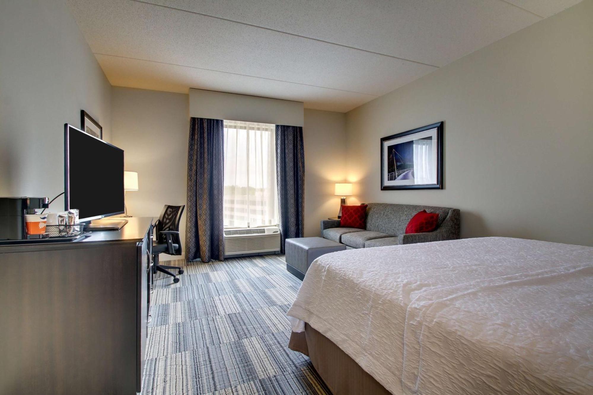 Hampton Inn & Suites Greenville Airport Exteriör bild