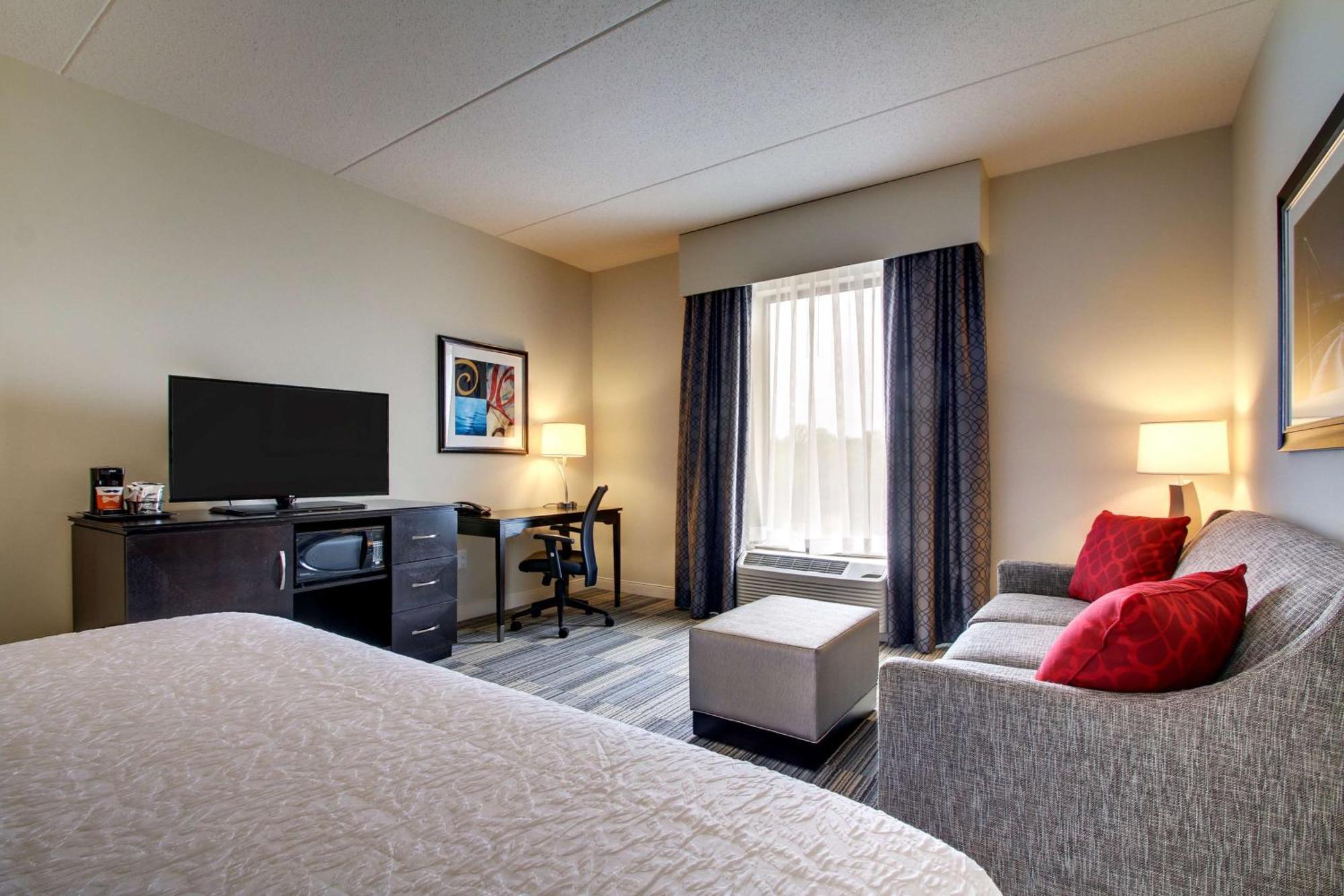 Hampton Inn & Suites Greenville Airport Exteriör bild